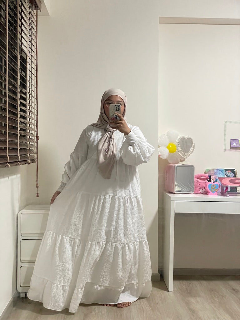 poof dress (130cm long)